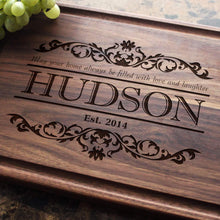 Load image into Gallery viewer, Personalized Engraving Cutting Board