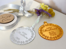 Load image into Gallery viewer, Family Name Ornament