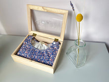 Load image into Gallery viewer, Memory Gift Box-Personalized name